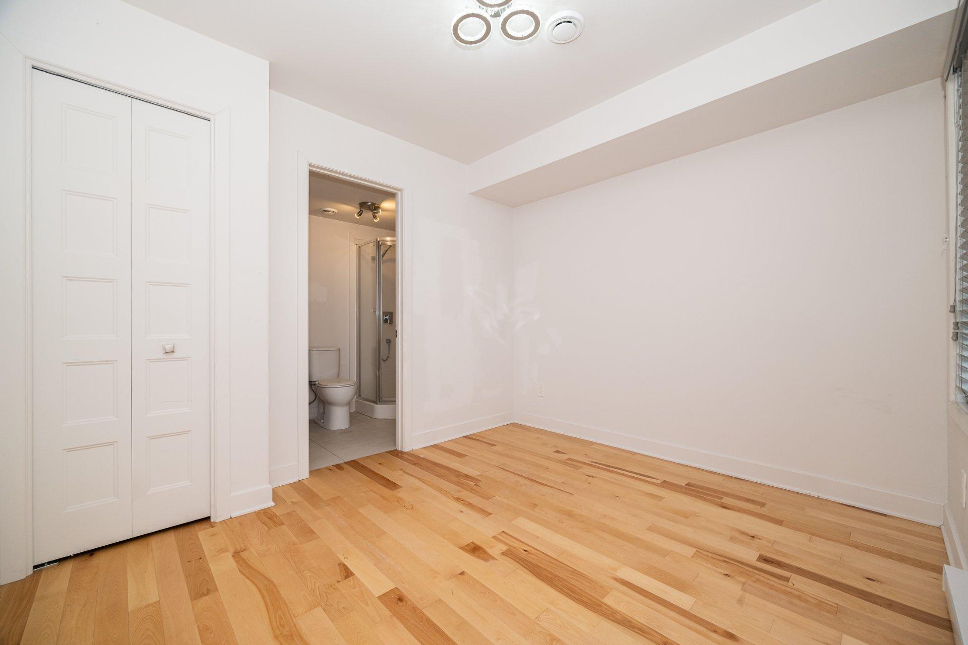 









50


Rue Napoléon

, 3,
Sainte-Thérèse,




QC
J7E1H6

