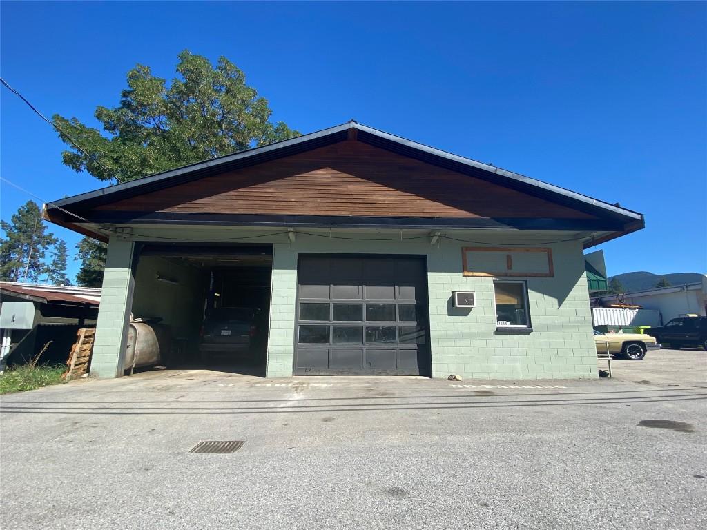 









1501


COLUMBIA

Avenue,
Castlegar,




BC
V1N 1H8

