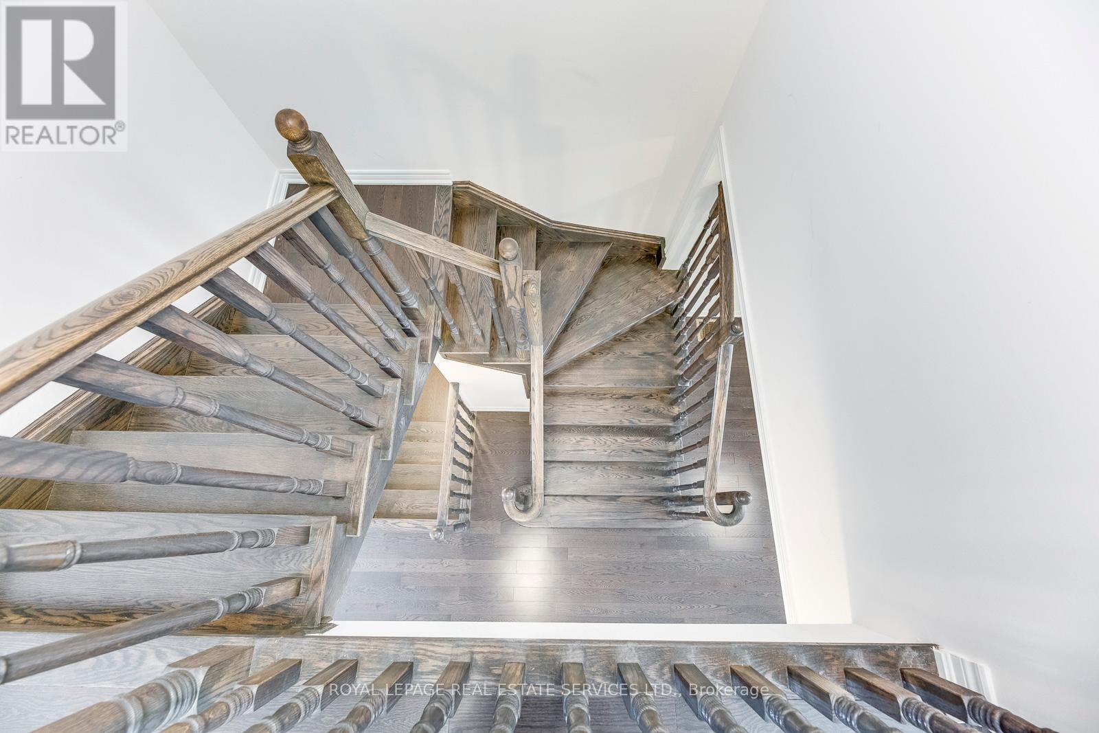 












29 HEMING TRAIL

,
Hamilton,




Ontario
L9G3K9

