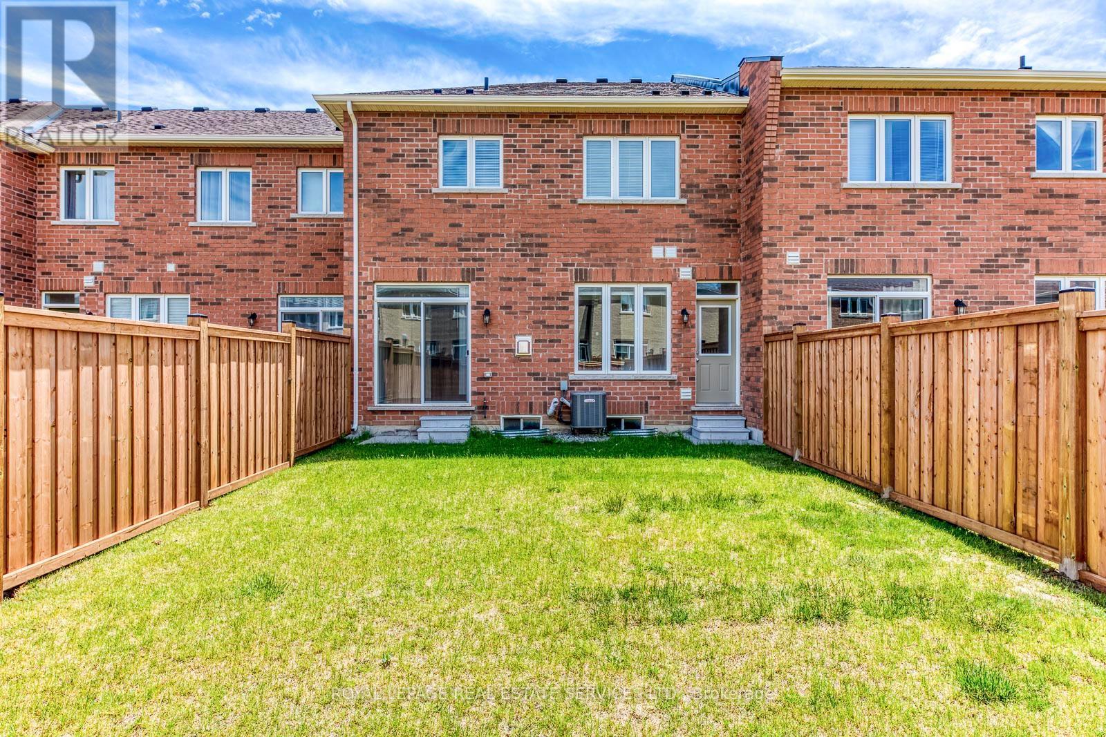 












29 HEMING TRAIL

,
Hamilton,




Ontario
L9G3K9

