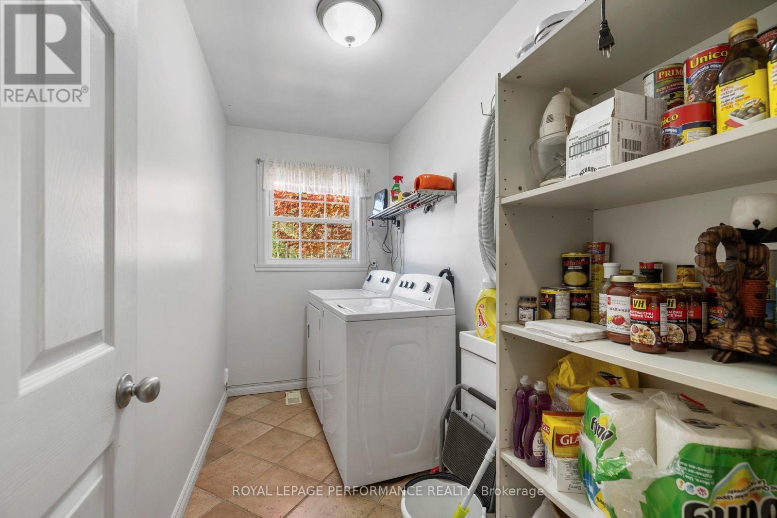 












2150 COUNTY RD 14 ROAD

,
Hawkesbury,




Ontario
K0B1B0

