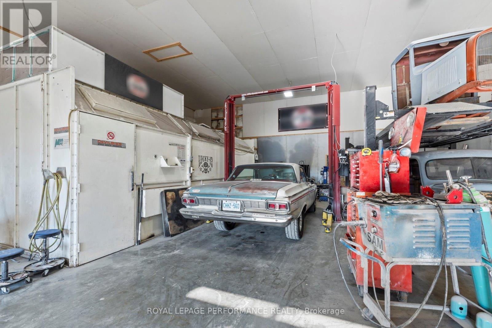 












2150 COUNTY RD 14 ROAD

,
Hawkesbury,




Ontario
K0B1B0

