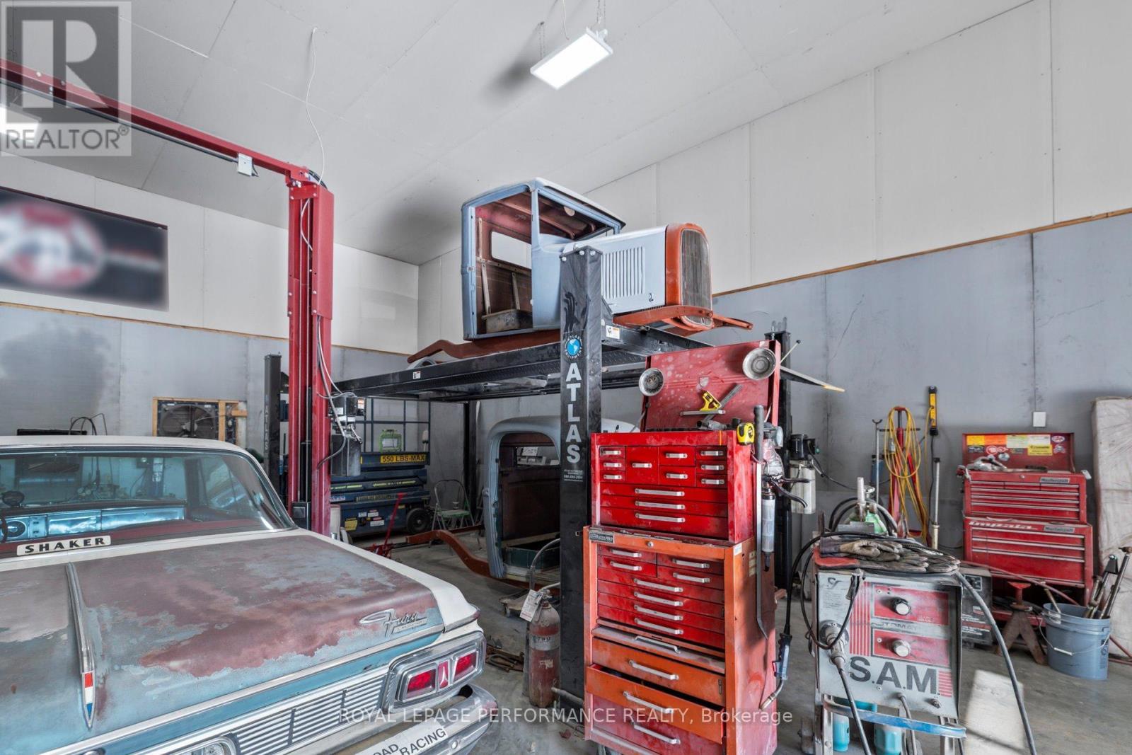 












2150 COUNTY RD 14 ROAD

,
Hawkesbury,




Ontario
K0B1B0

