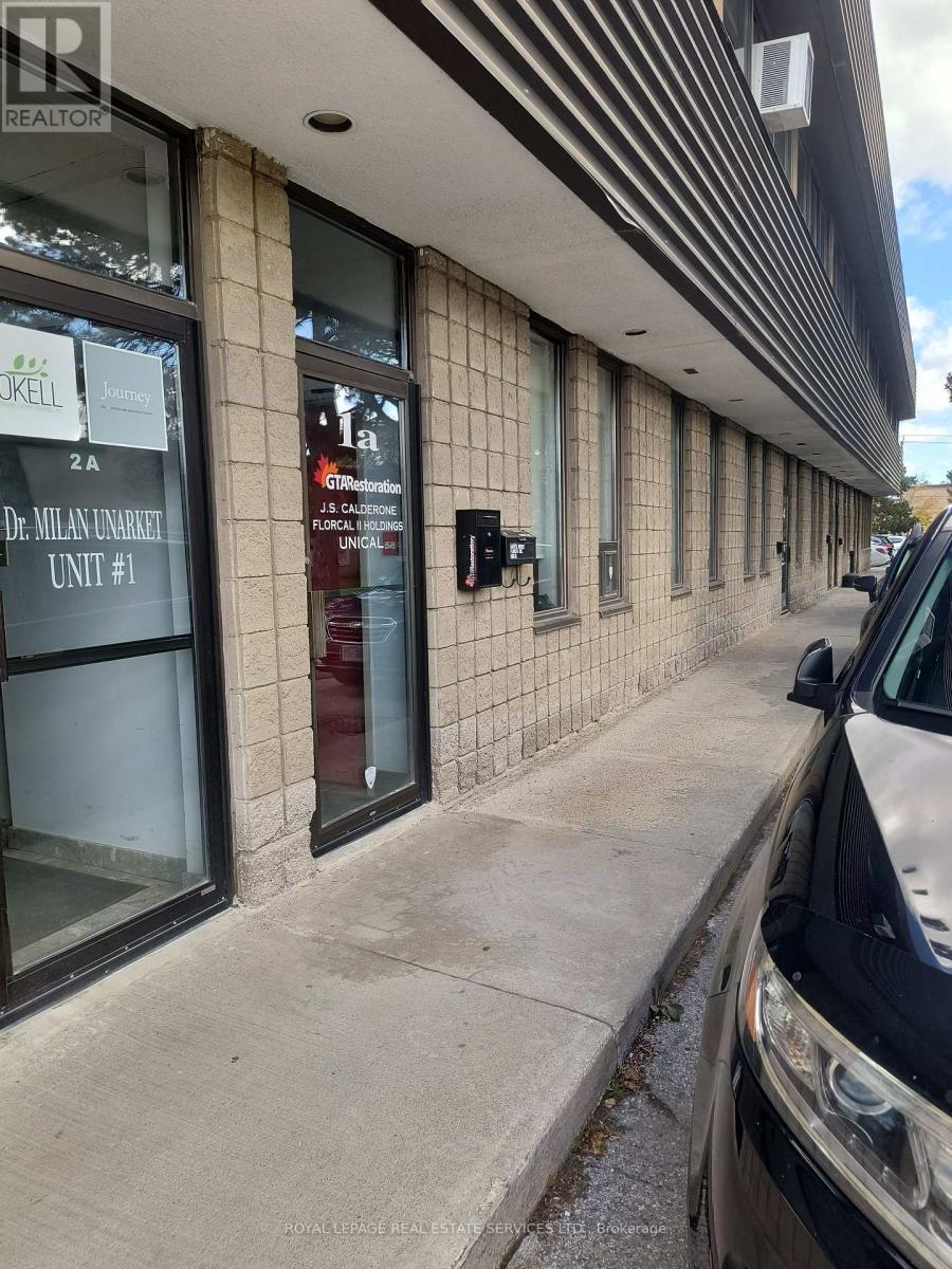 












3 - 12 UPJOHN ROAD

,
Toronto,




Ontario
M3B2V9

