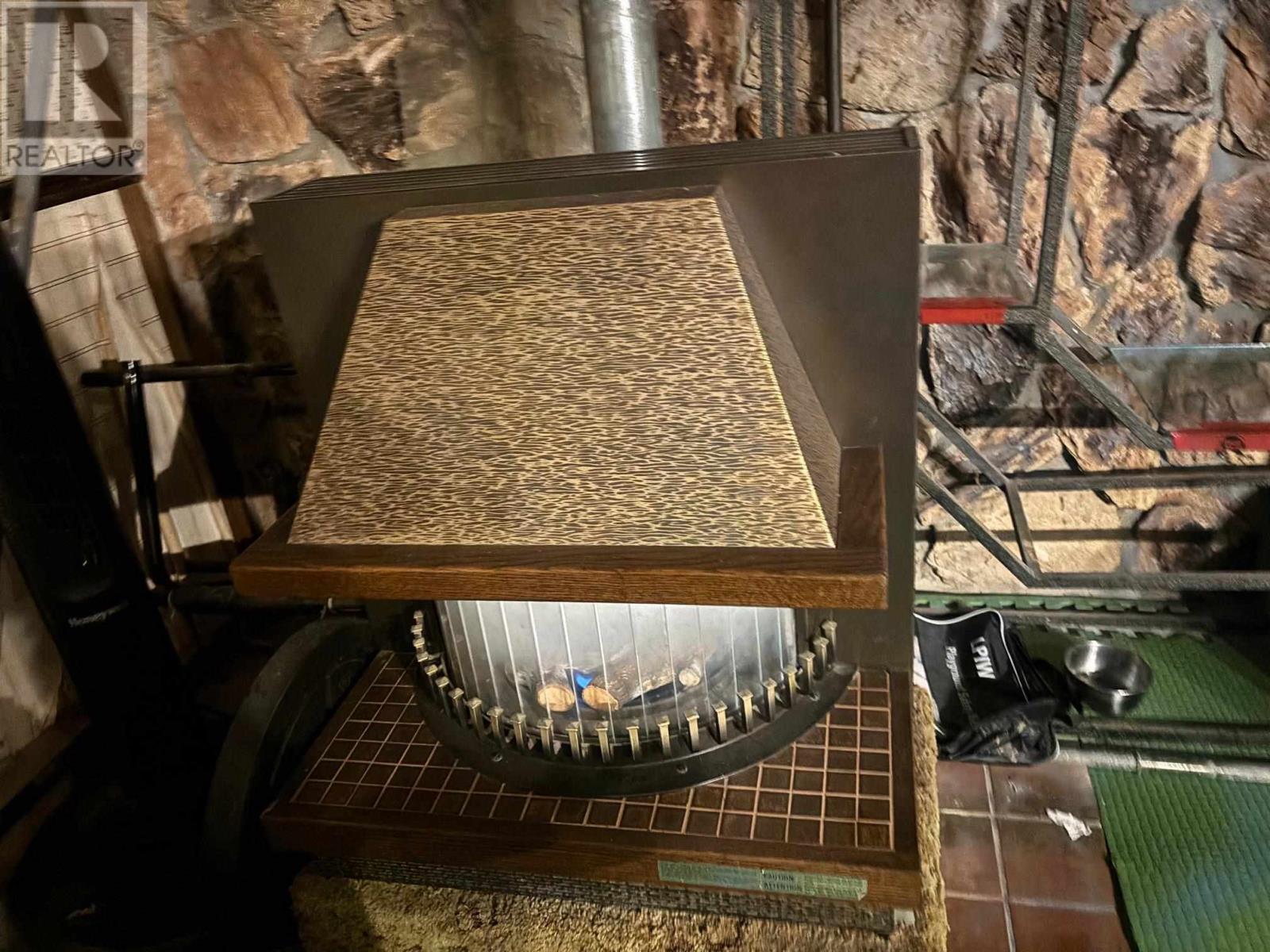 












30 Denison RD

,
Elliot Lake,




Ontario
P5A1L7

