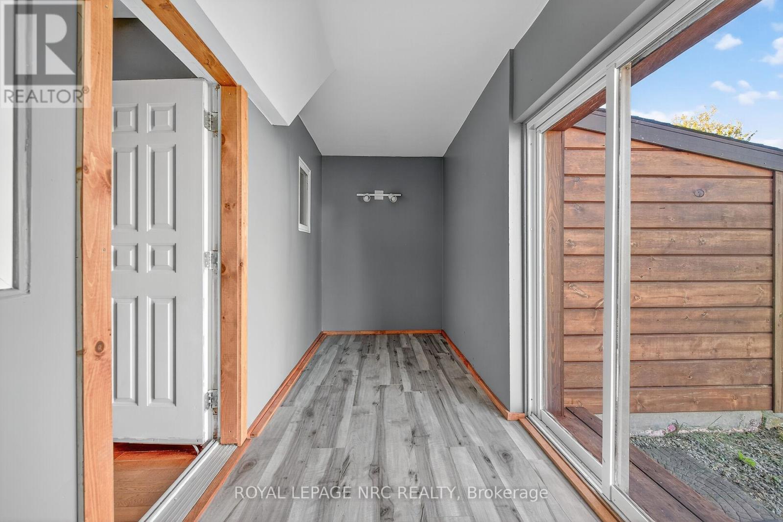 












10 KIMBER ROAD

,
Haldimand,




Ontario
N0A1K0

