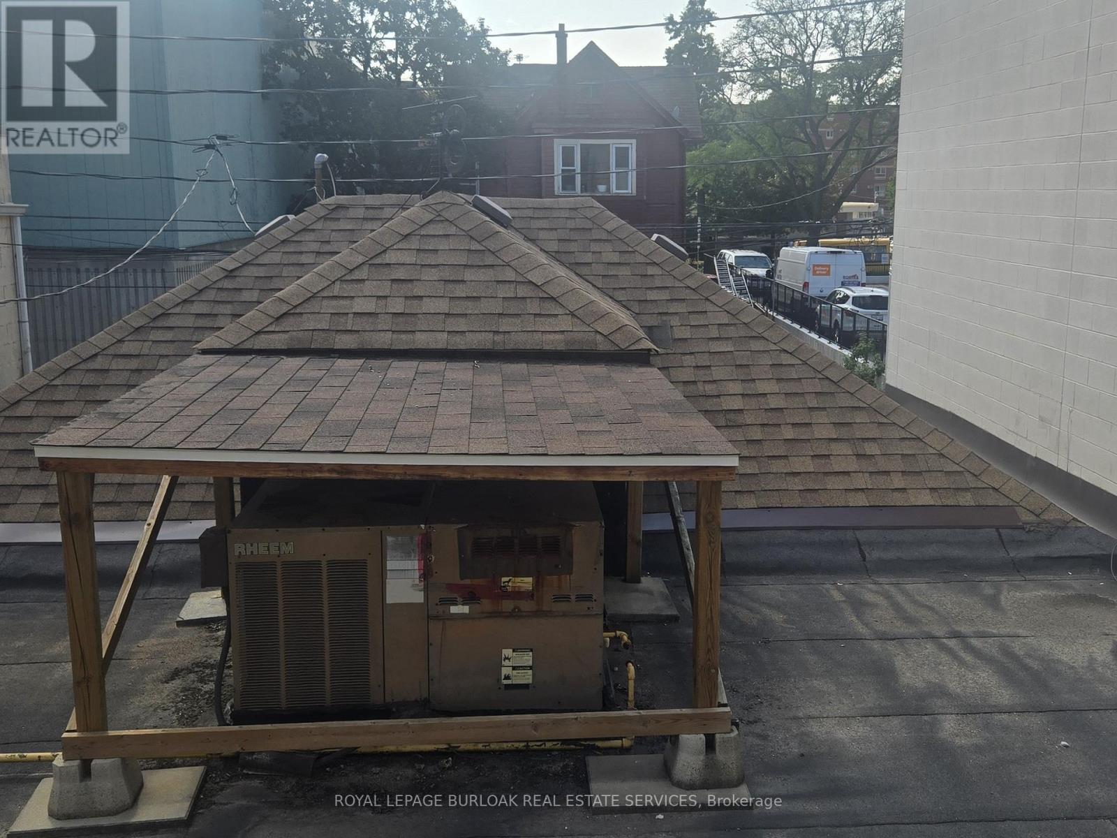 












469-471 PELISSIER STREET

,
Windsor,




Ontario
N9A4L2

