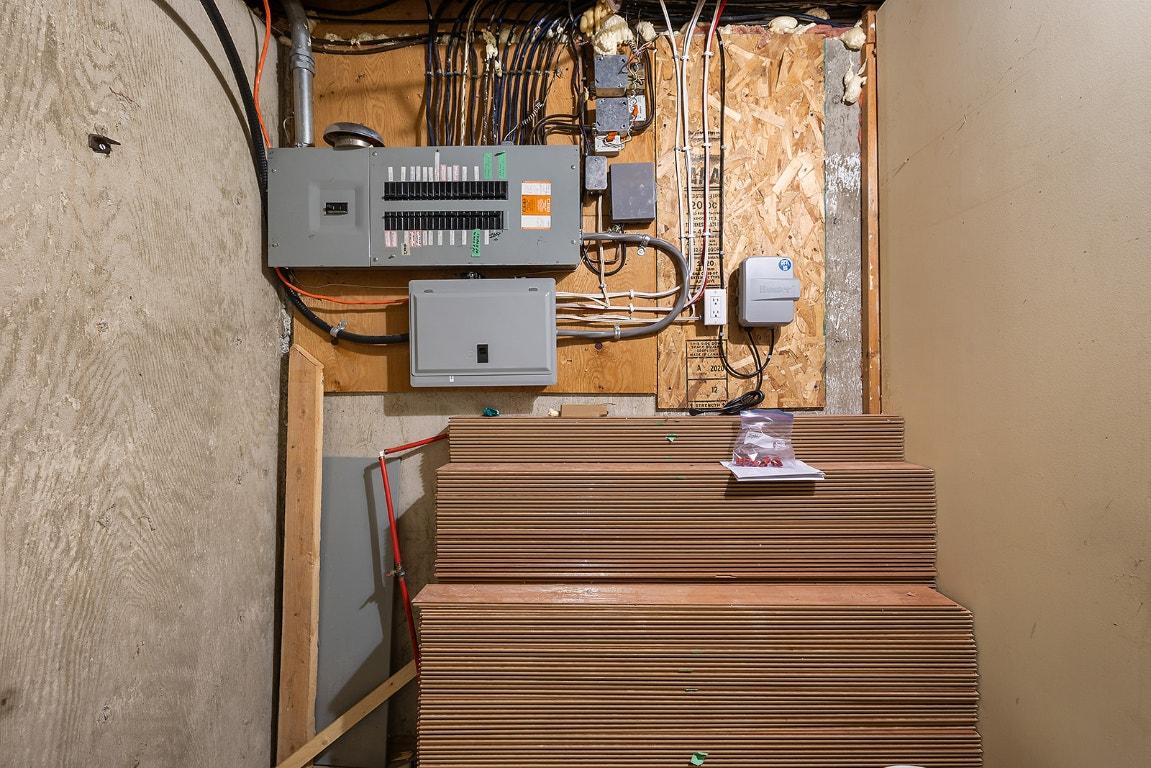 









7502


Highway 95A

,
Kimberley,




BC
V1A 3L4

