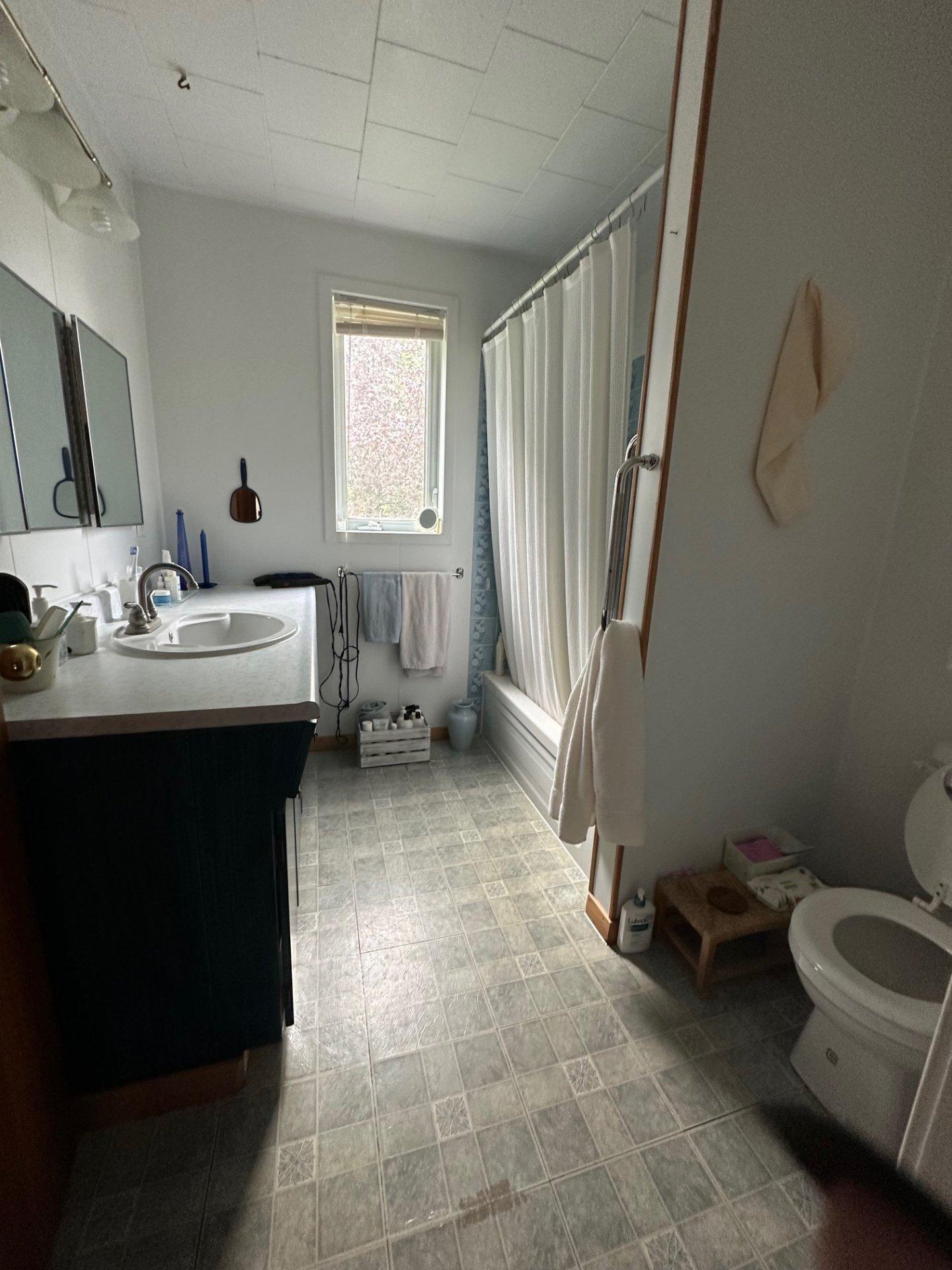 









6

 - 8


Rue St-Isidore E.

,
Ville-Marie,




QC
J9V1H4

