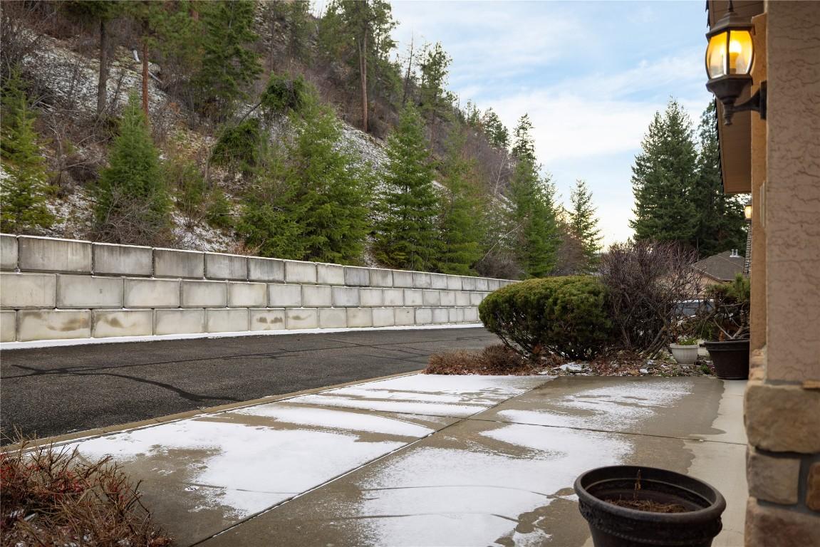 









2300


Silver

Place, 14,
Kelowna,




BC
V1V 2L5

