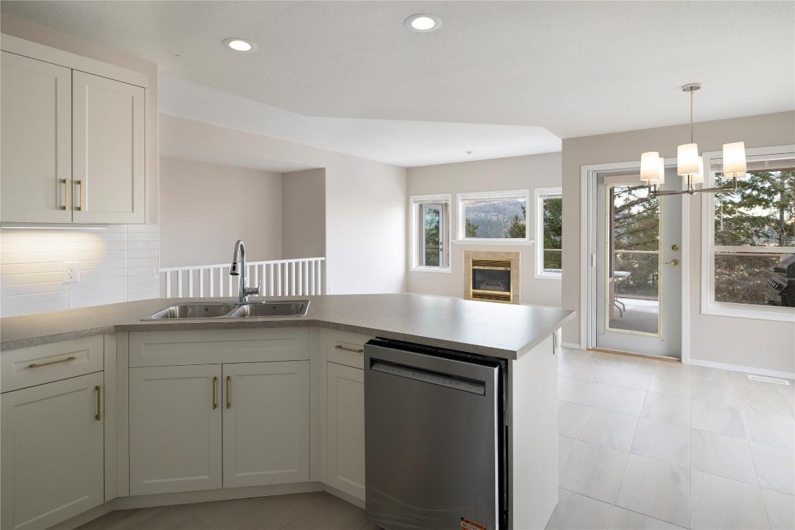 









2300


Silver

Place, 14,
Kelowna,




BC
V1V 2L5

