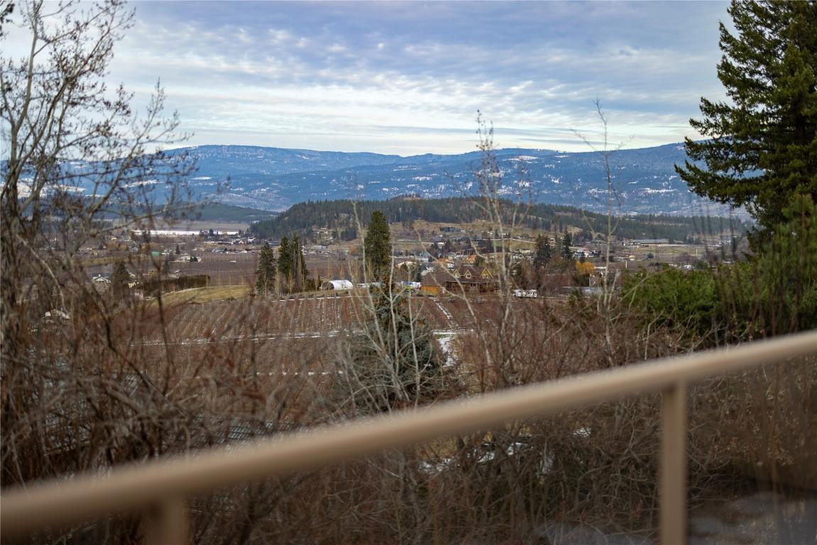 









2300


Silver

Place, 14,
Kelowna,




BC
V1V 2L5

