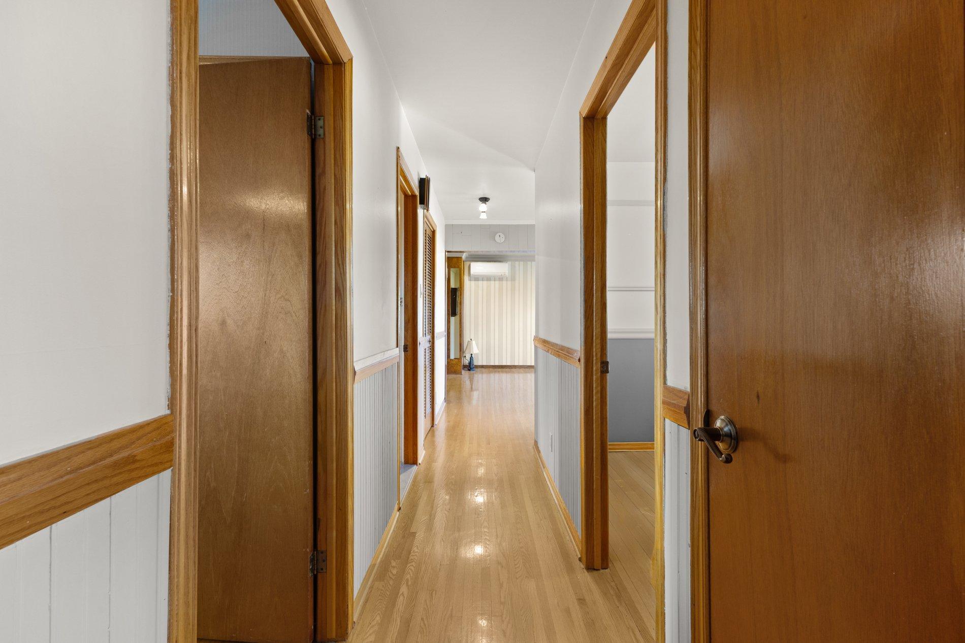 









205


Place de Plaisance

,
Laval (Auteuil),




QC
H7K1C1

