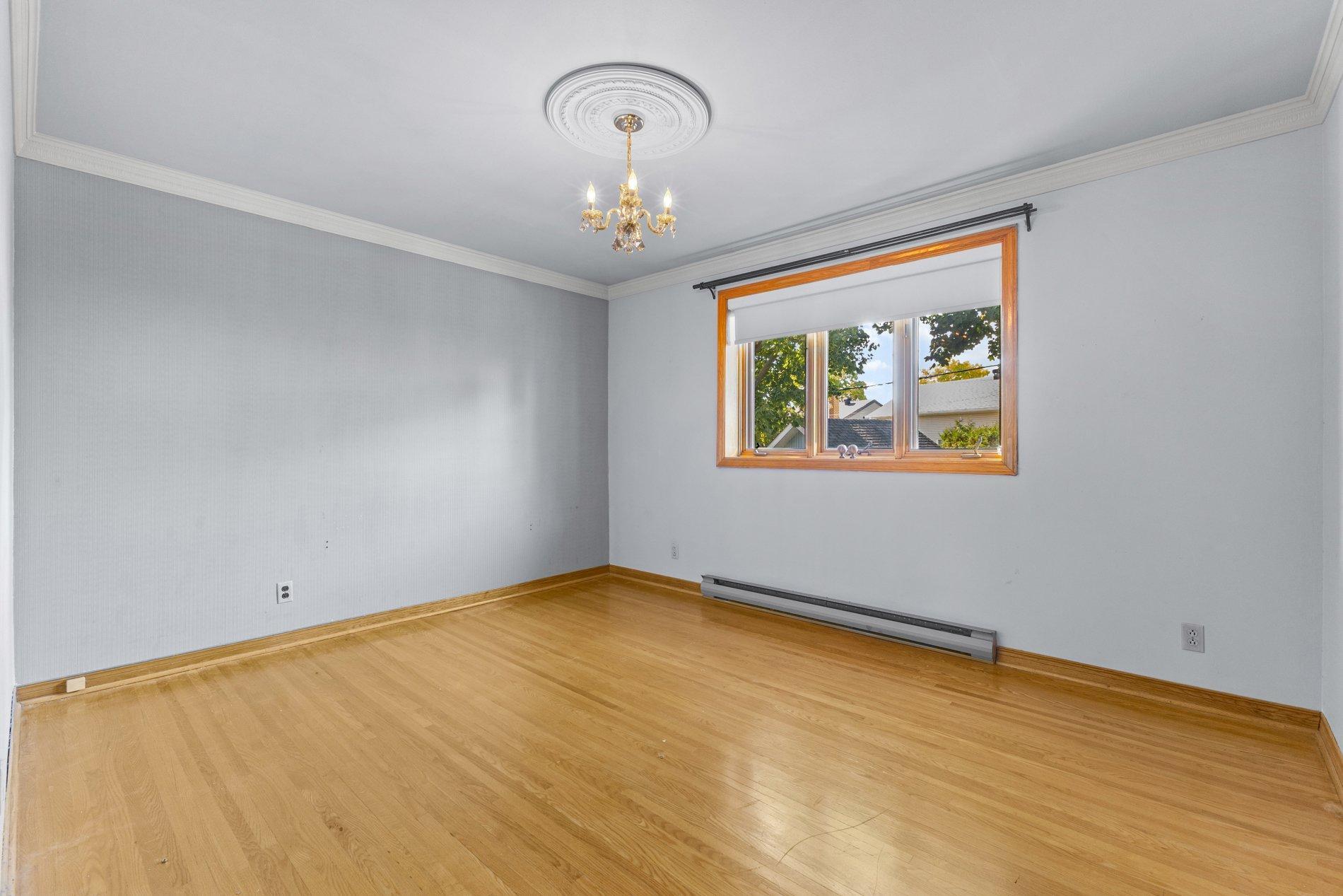 









205


Place de Plaisance

,
Laval (Auteuil),




QC
H7K1C1

