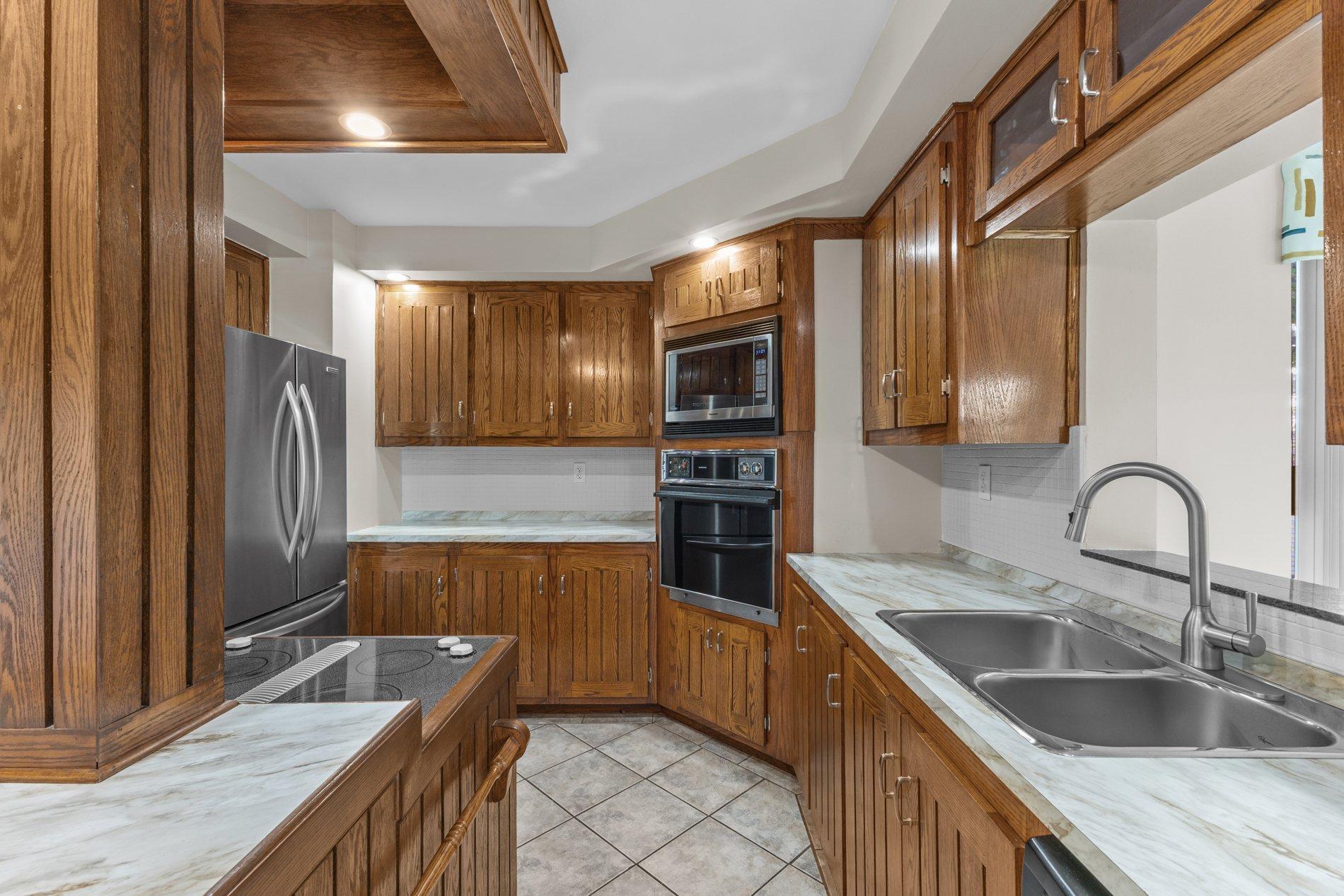 









205


Place de Plaisance

,
Laval (Auteuil),




QC
H7K1C1

