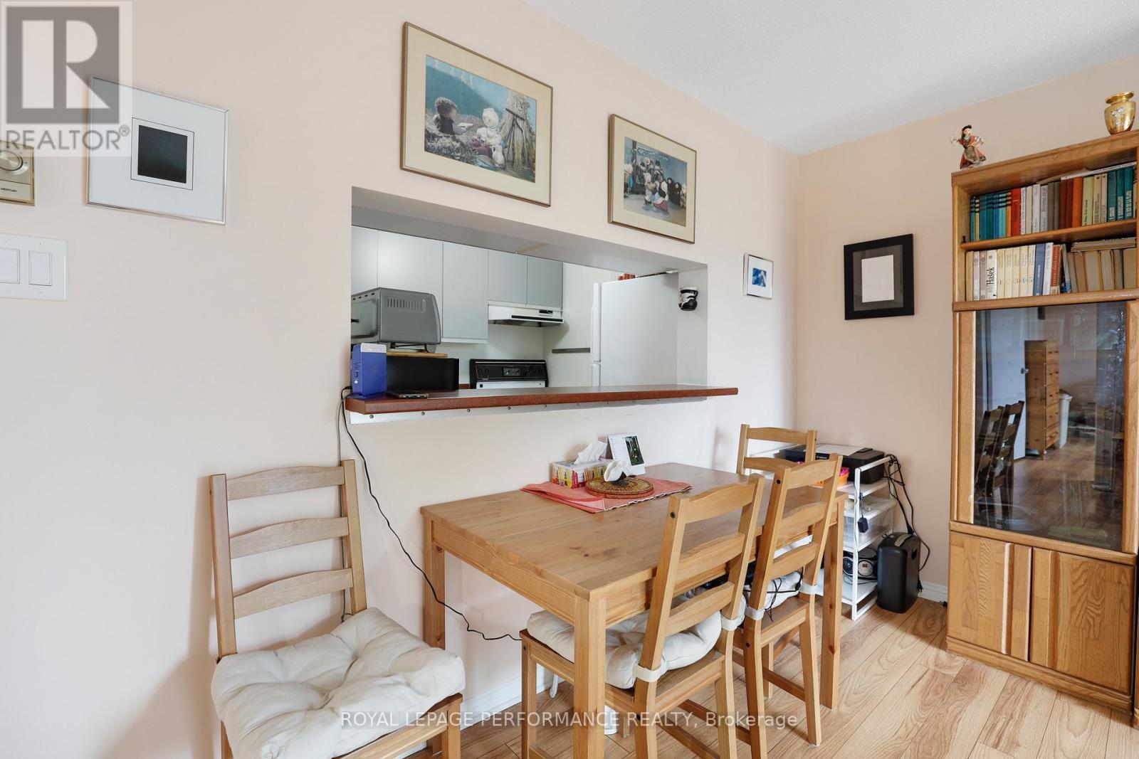 












412 - 280 BRITTANY DRIVE

,
Ottawa,




Ontario
K1K4M4

