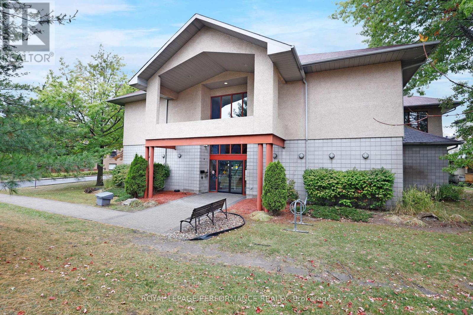 












412 - 280 BRITTANY DRIVE

,
Ottawa,




Ontario
K1K4M4

