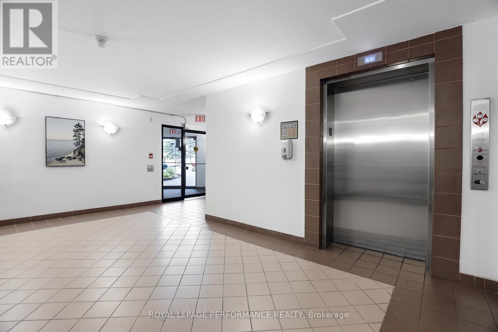 












412 - 280 BRITTANY DRIVE

,
Ottawa,




Ontario
K1K4M4

