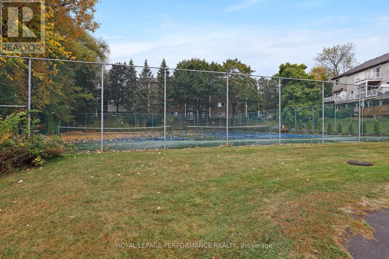 












412 - 280 BRITTANY DRIVE

,
Ottawa,




Ontario
K1K4M4

