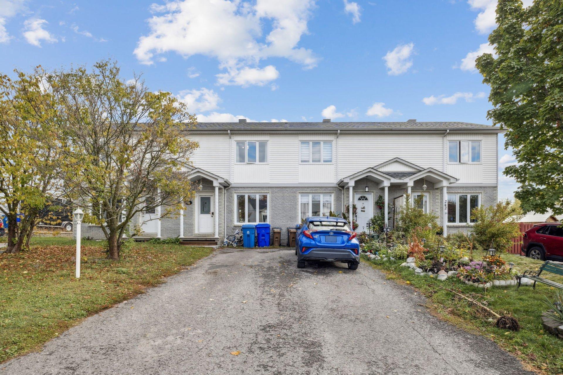 









266


Rue des Bouleaux

,
Gatineau (Masson-Angers),




QC
J8M2B3

