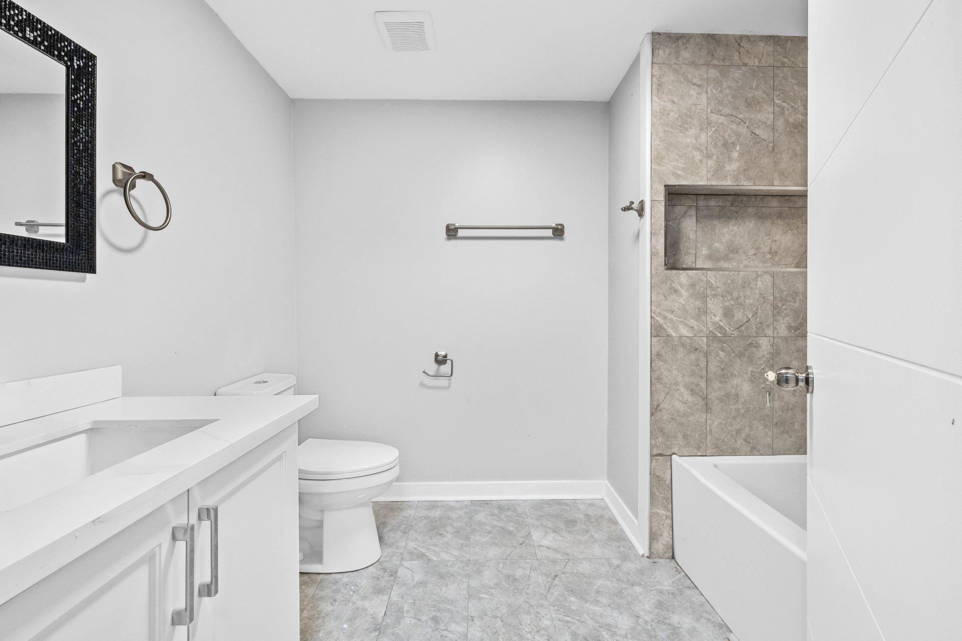 









3162Z


Rue Pine Tree

,
Saint-Lazare,




QC
J7T2J3

