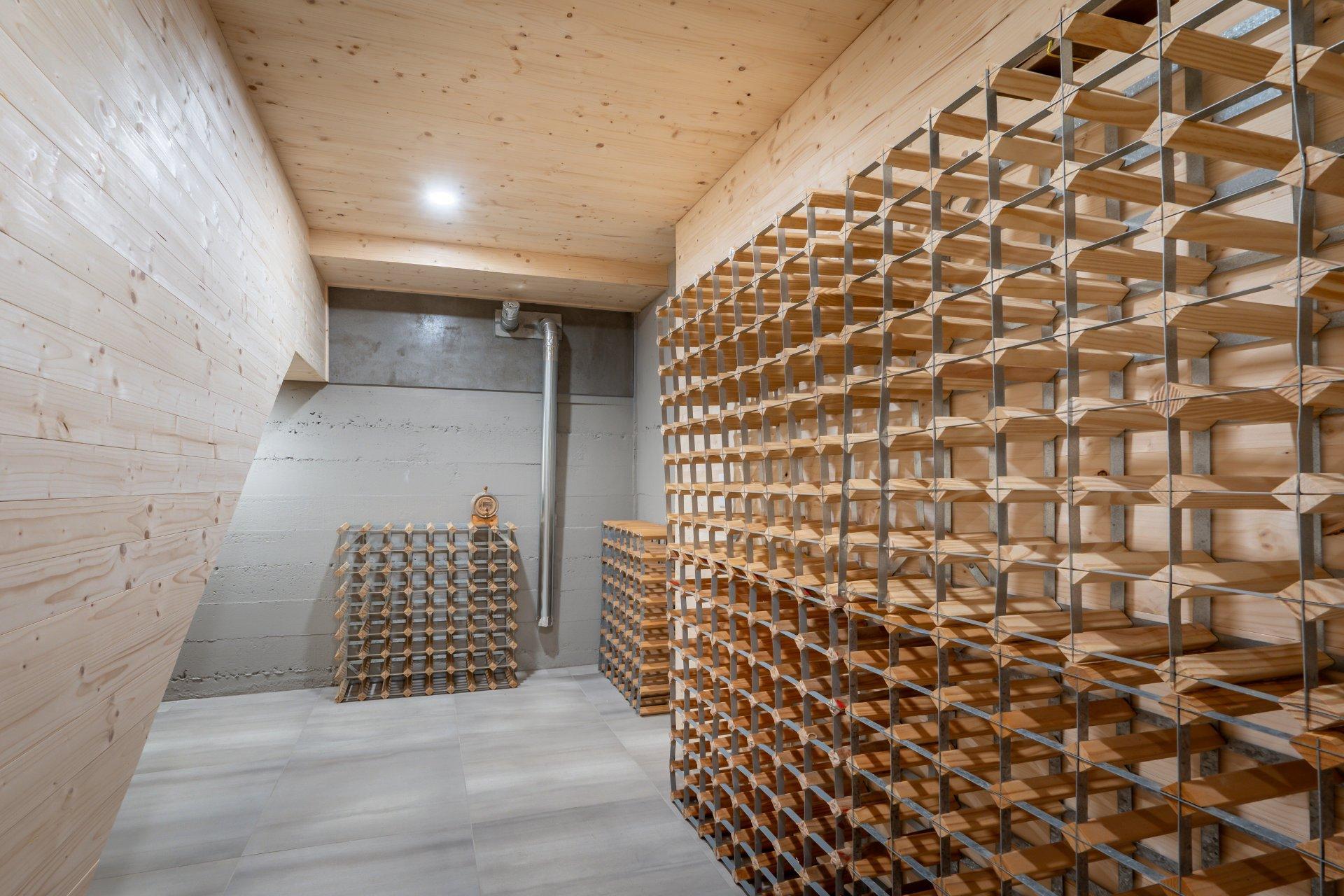 









1123


Ch. de la Montagne

,
Mont-Saint-Hilaire,




QC
J3G4S6

