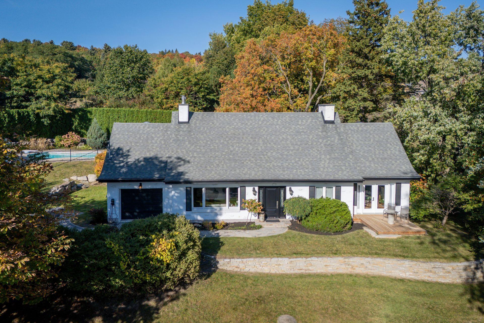 









1123


Ch. de la Montagne

,
Mont-Saint-Hilaire,




QC
J3G4S6

