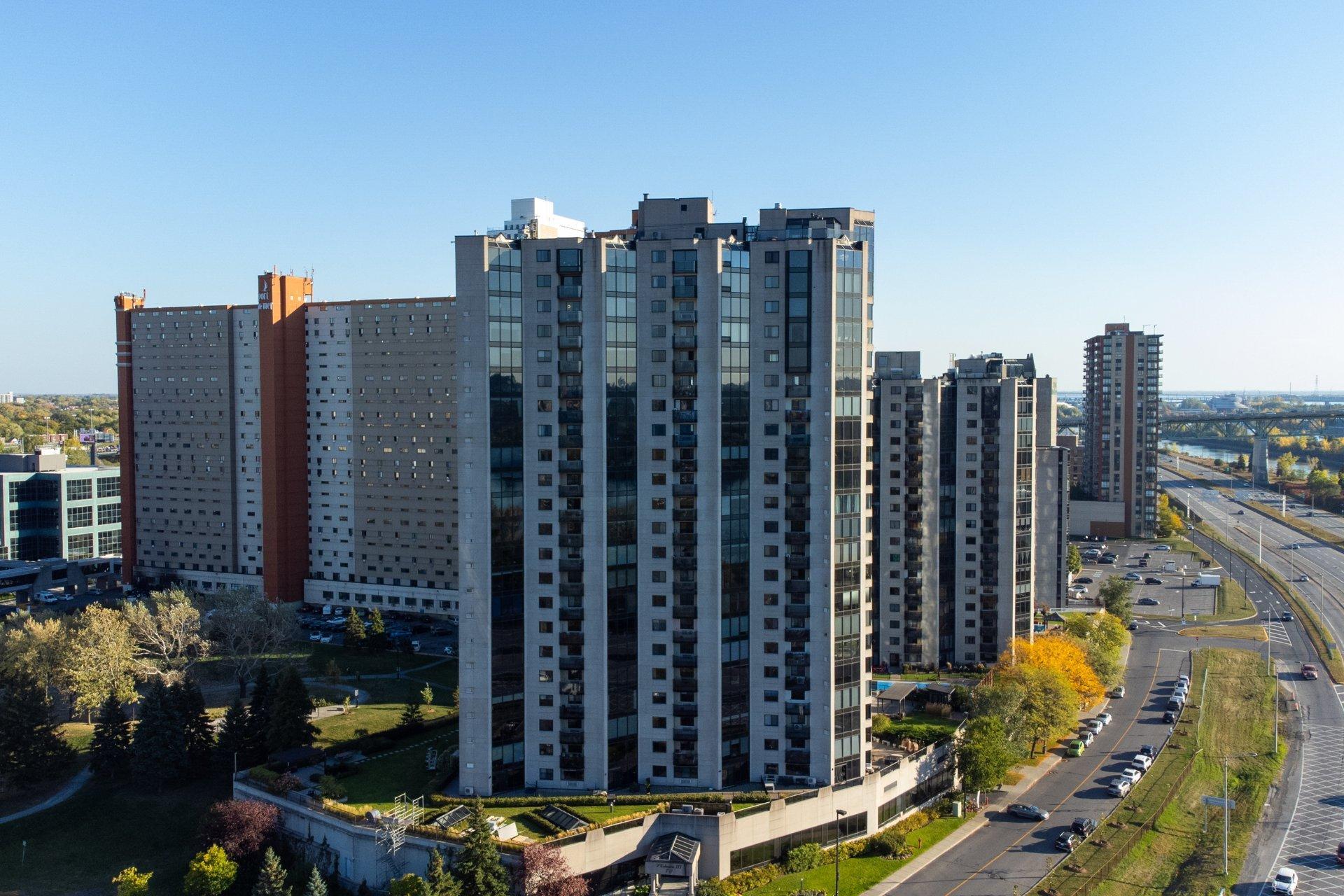 









70


Rue De La Barre

, 120,
Longueuil (Le Vieux-Longueuil),




QC
J4K5J3

