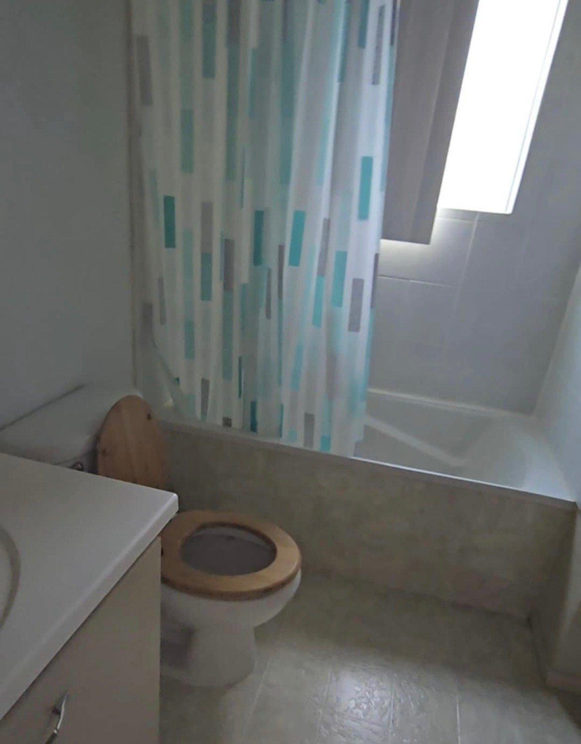 









180


37e Avenue

, 3,
Saint-Zotique,




QC
J0P1Z0

