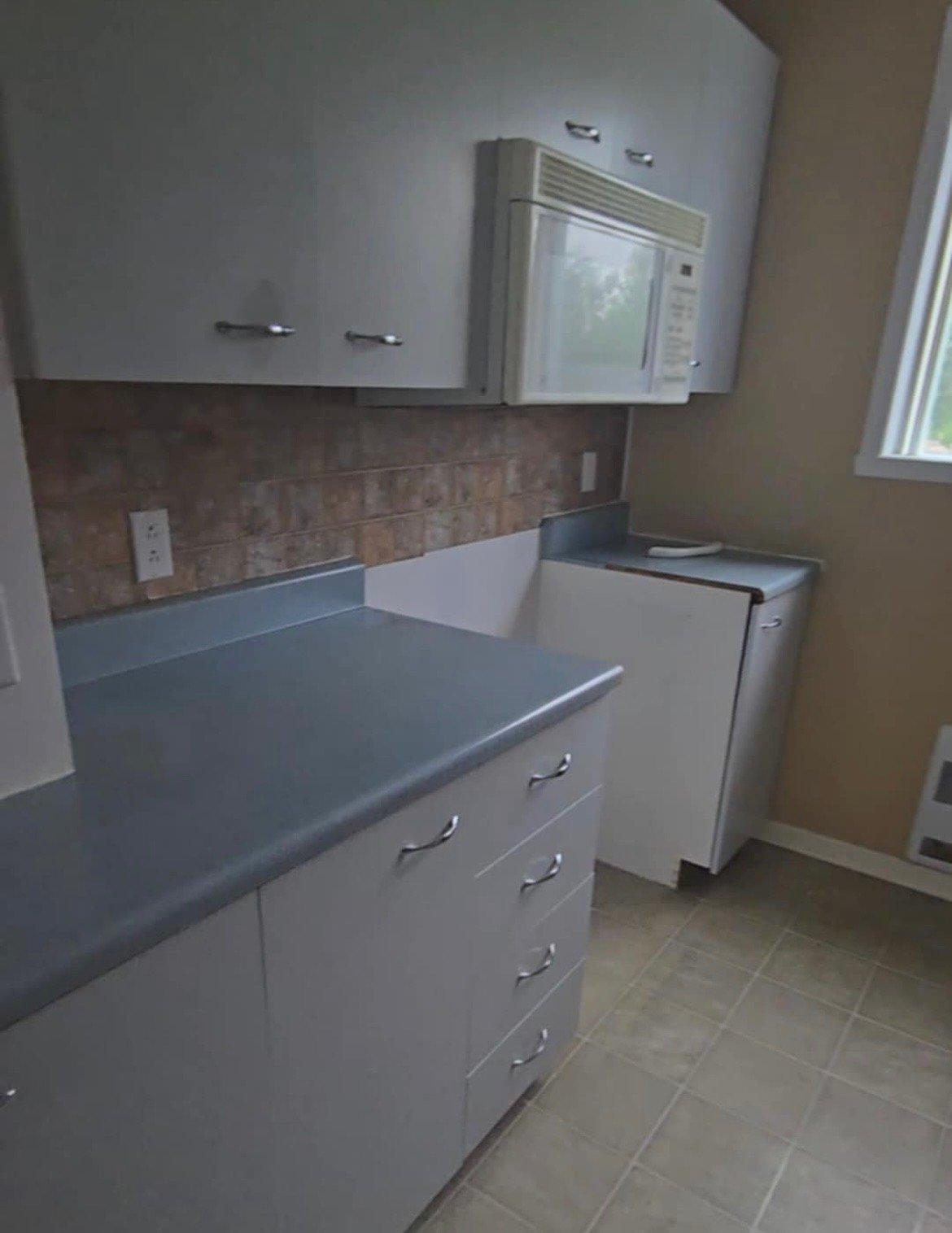 









180


37e Avenue

, 3,
Saint-Zotique,




QC
J0P1Z0

