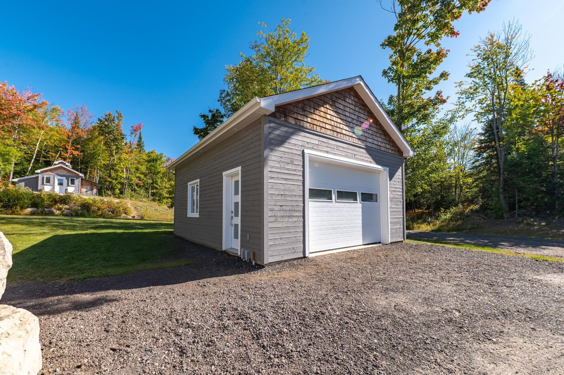 









6085


Mtée Beauvais

,
Val-Morin,




QC
J0T2R0


