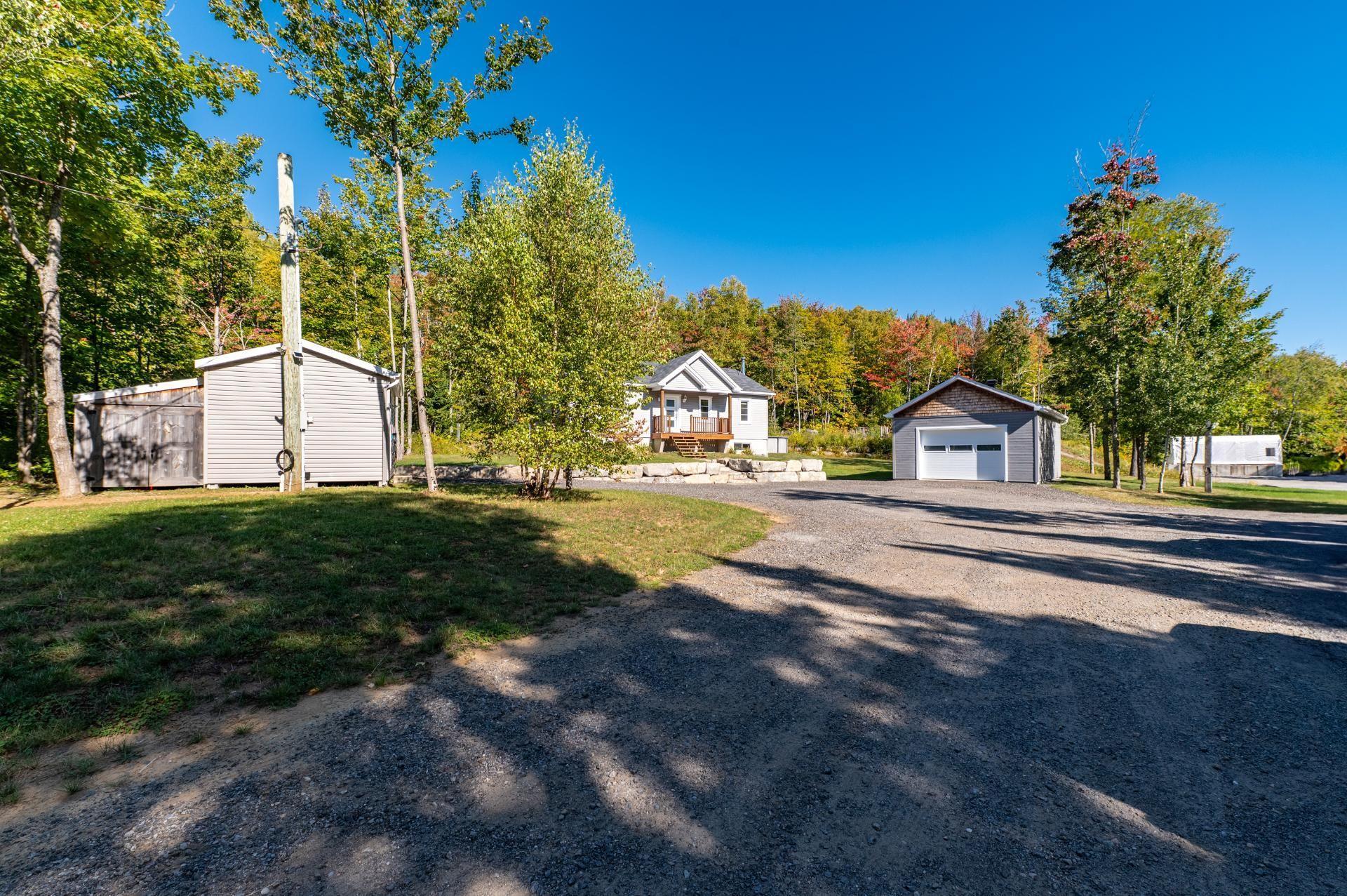 









6085


Mtée Beauvais

,
Val-Morin,




QC
J0T2R0

