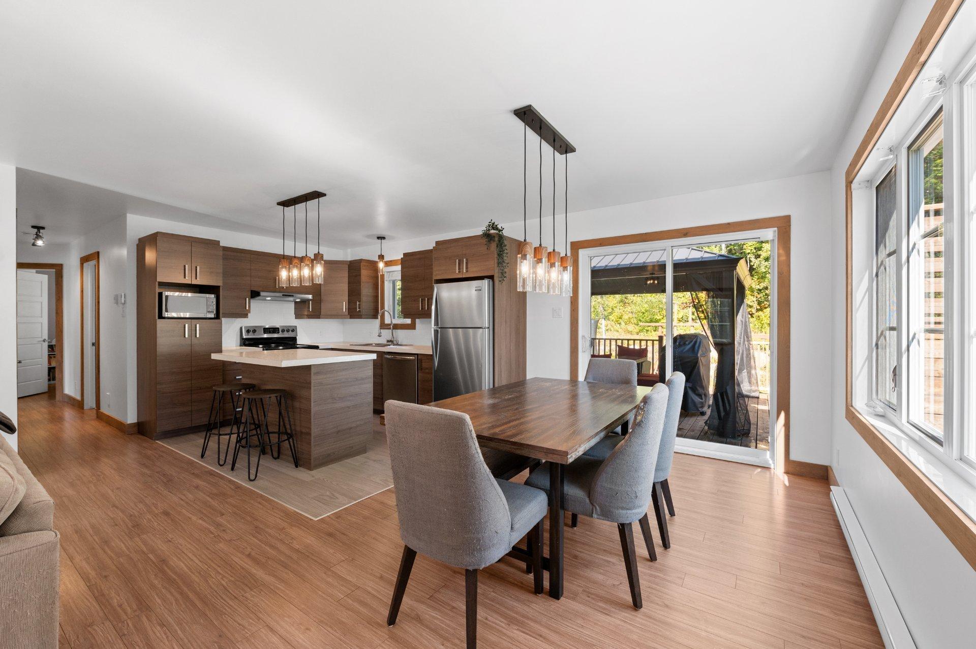 









6085


Mtée Beauvais

,
Val-Morin,




QC
J0T2R0

