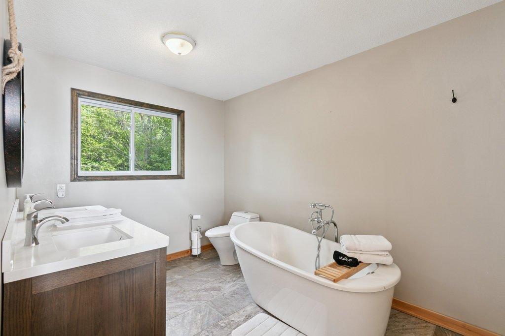 









327


Rue Thomas-Lefebvre

,
Mansfield-et-Pontefract,




QC
J0X1R0

