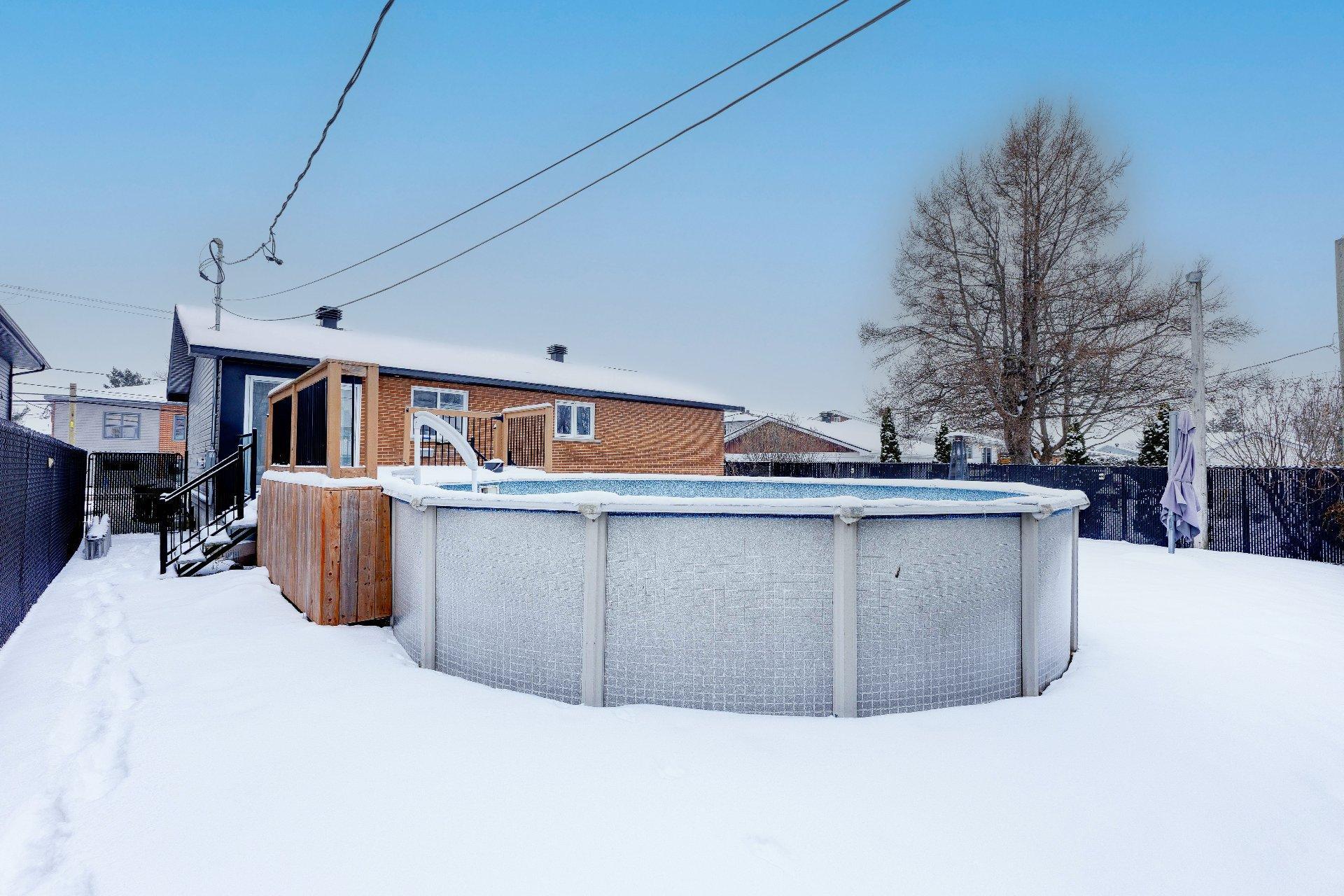 









1466


Rue Bernier

,
Saint-Jean-sur-Richelieu,




QC
J2W1G1

