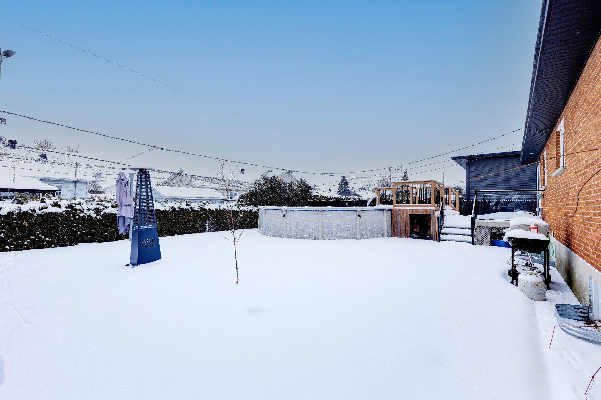 









1466


Rue Bernier

,
Saint-Jean-sur-Richelieu,




QC
J2W1G1

