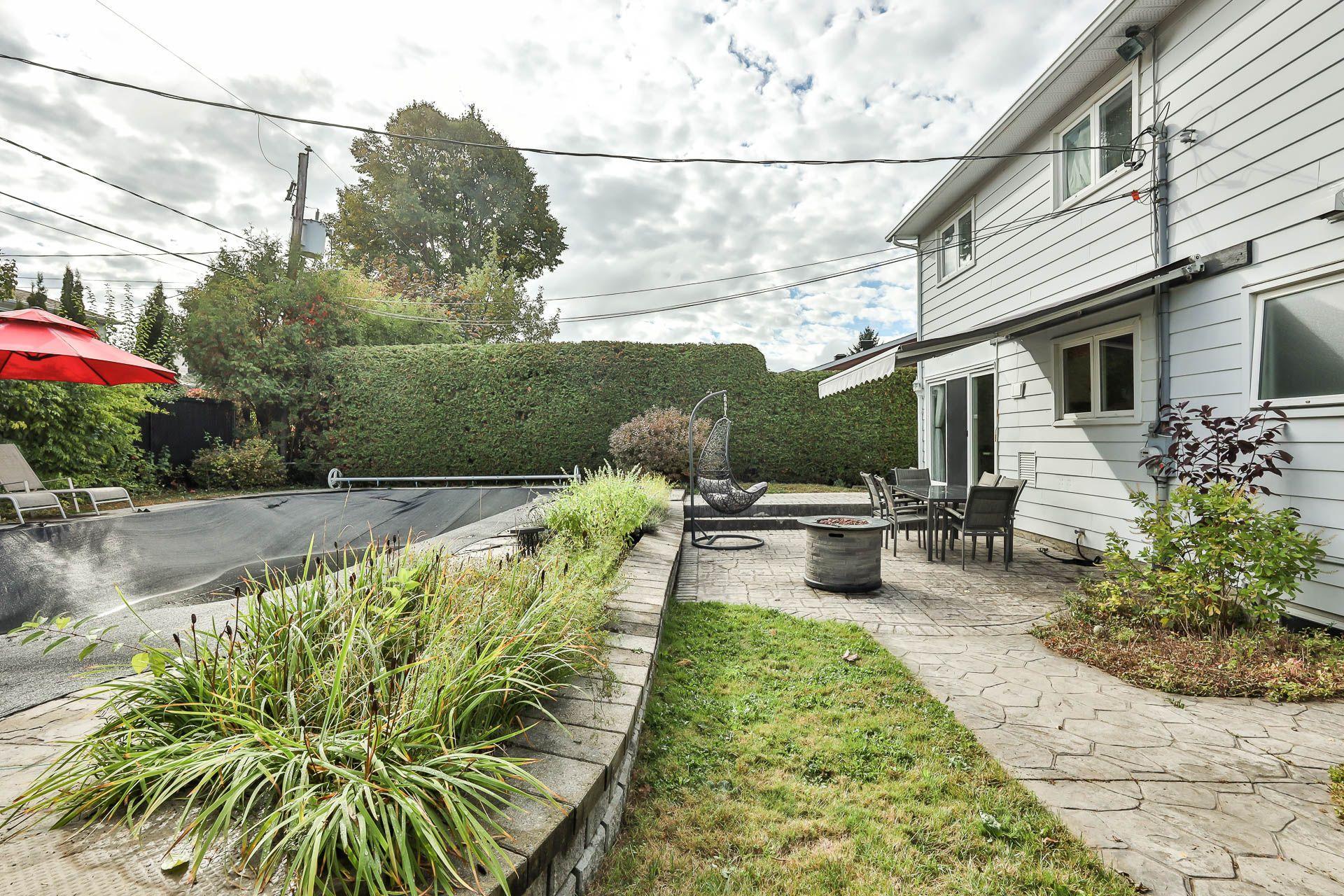 









229


Av. du Vallon

,
Gatineau (Aylmer),




QC
J9J1N9

