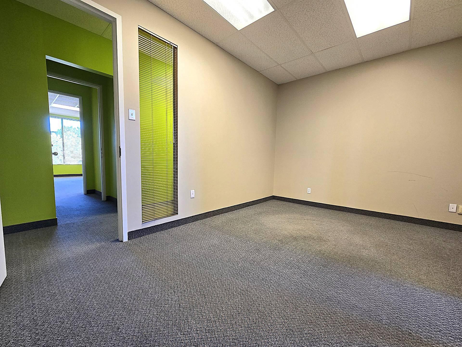 









515


Boul. de la Concorde O.

, 215,
Laval (Laval-des-Rapides),




QC
H7N5L9

