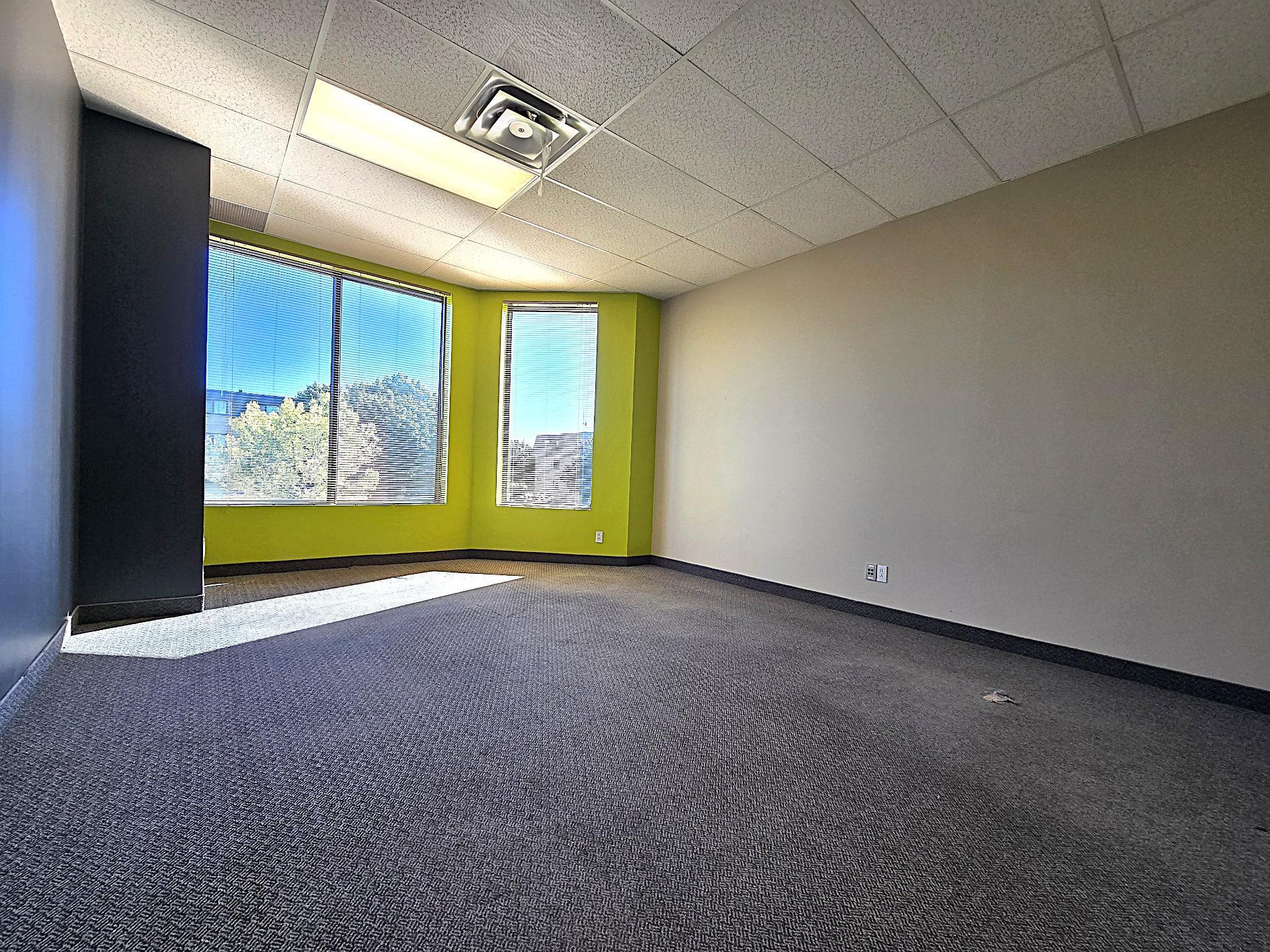 









515


Boul. de la Concorde O.

, 215,
Laval (Laval-des-Rapides),




QC
H7N5L9

