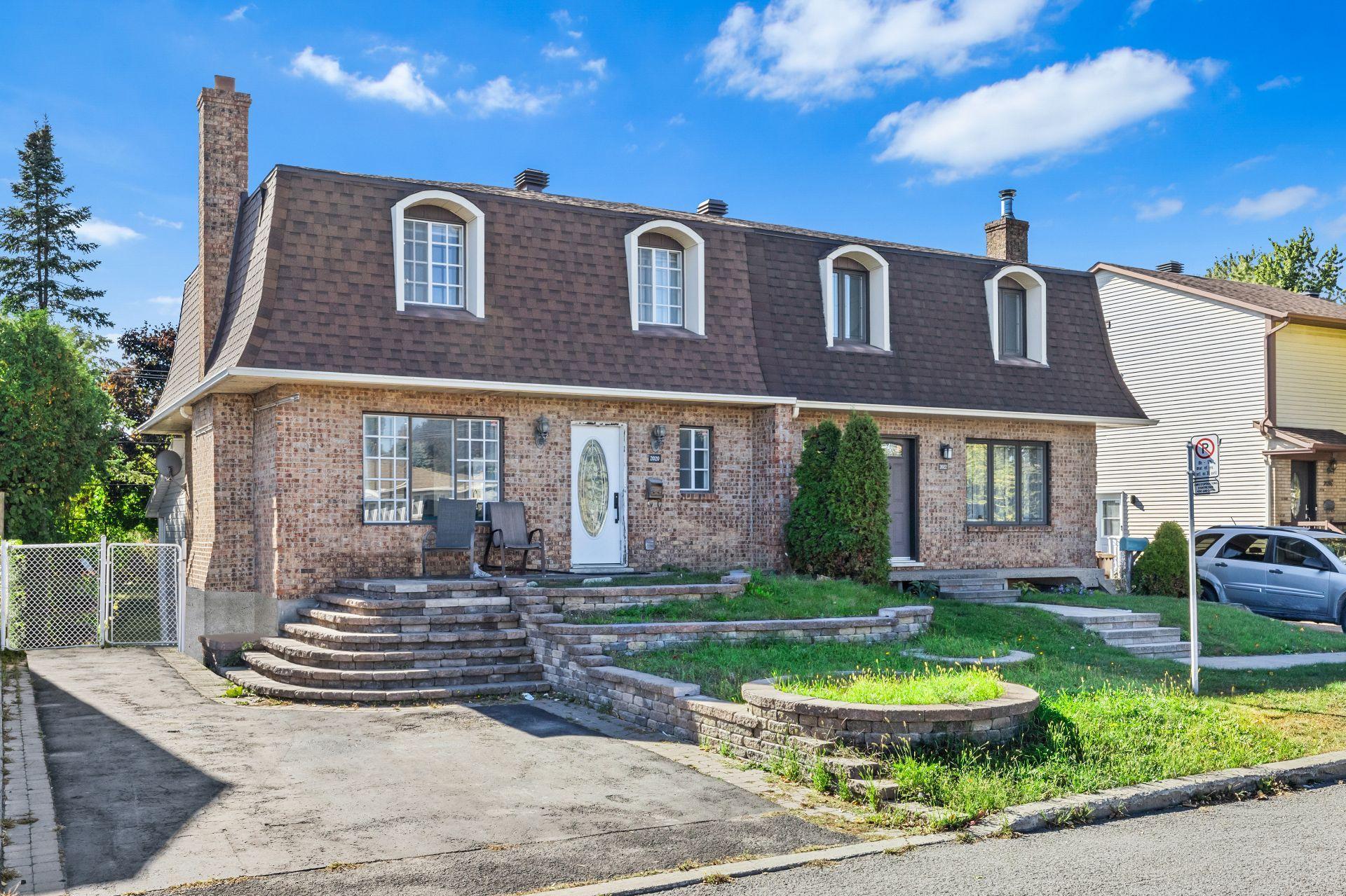 









2020


Rue de Tripoli

,
Laval (Chomedey),




QC
H7M4M1

