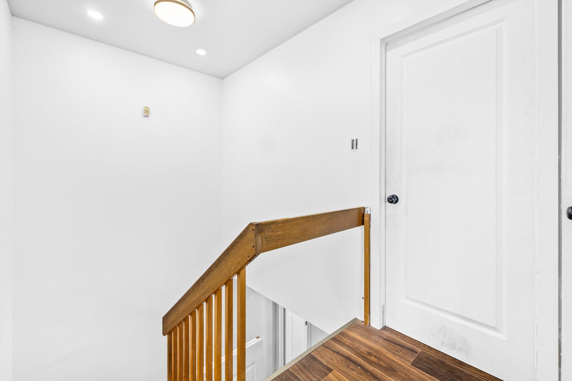









2020


Rue de Tripoli

,
Laval (Chomedey),




QC
H7M4M1


