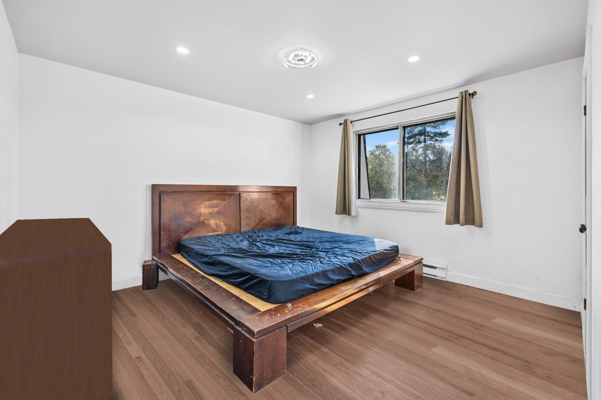 









2020


Rue de Tripoli

,
Laval (Chomedey),




QC
H7M4M1

