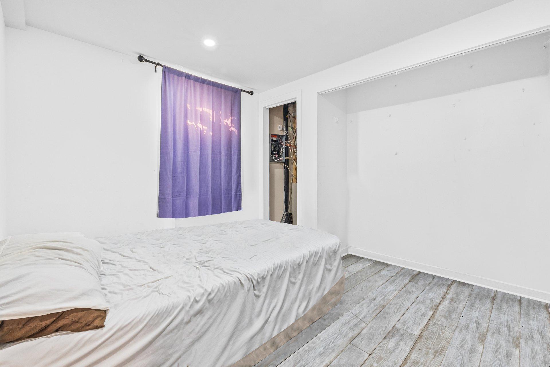 









2020


Rue de Tripoli

,
Laval (Chomedey),




QC
H7M4M1

