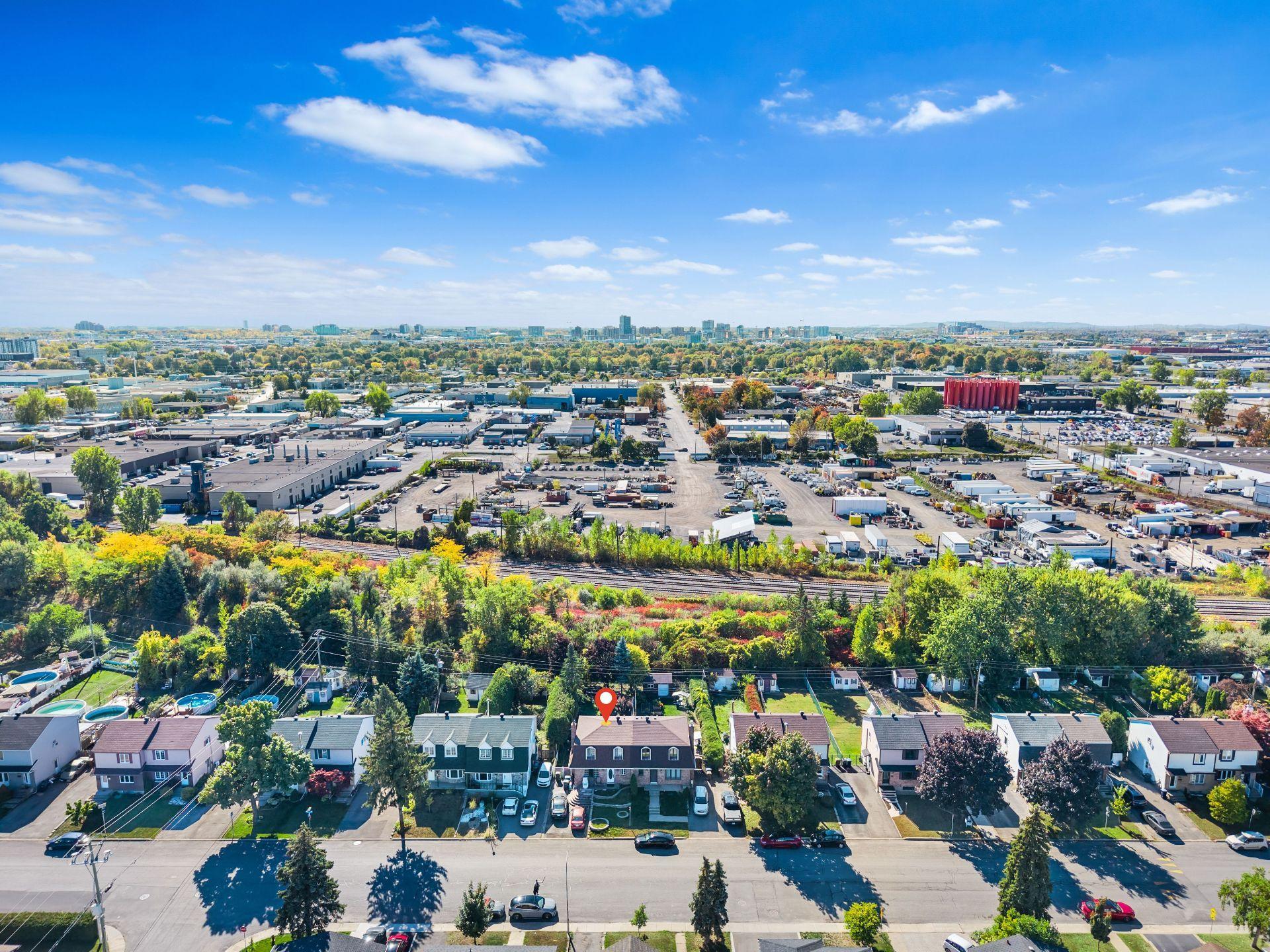 









2020


Rue de Tripoli

,
Laval (Chomedey),




QC
H7M4M1


