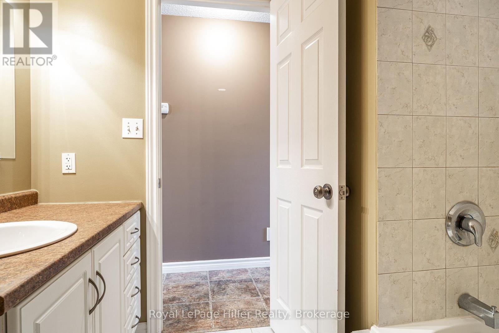 












73 PARK LANE

,
West Perth (Mitchell),




Ontario
N0K1N0

