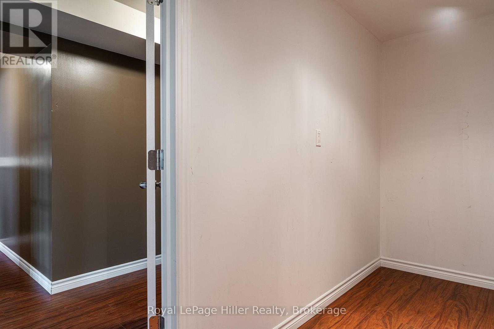 












73 PARK LANE

,
West Perth (Mitchell),




Ontario
N0K1N0

