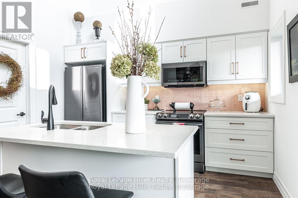 












7 - 3192 VIVIAN LINE 37 LINE

,
Stratford,




Ontario
N5A0J8

