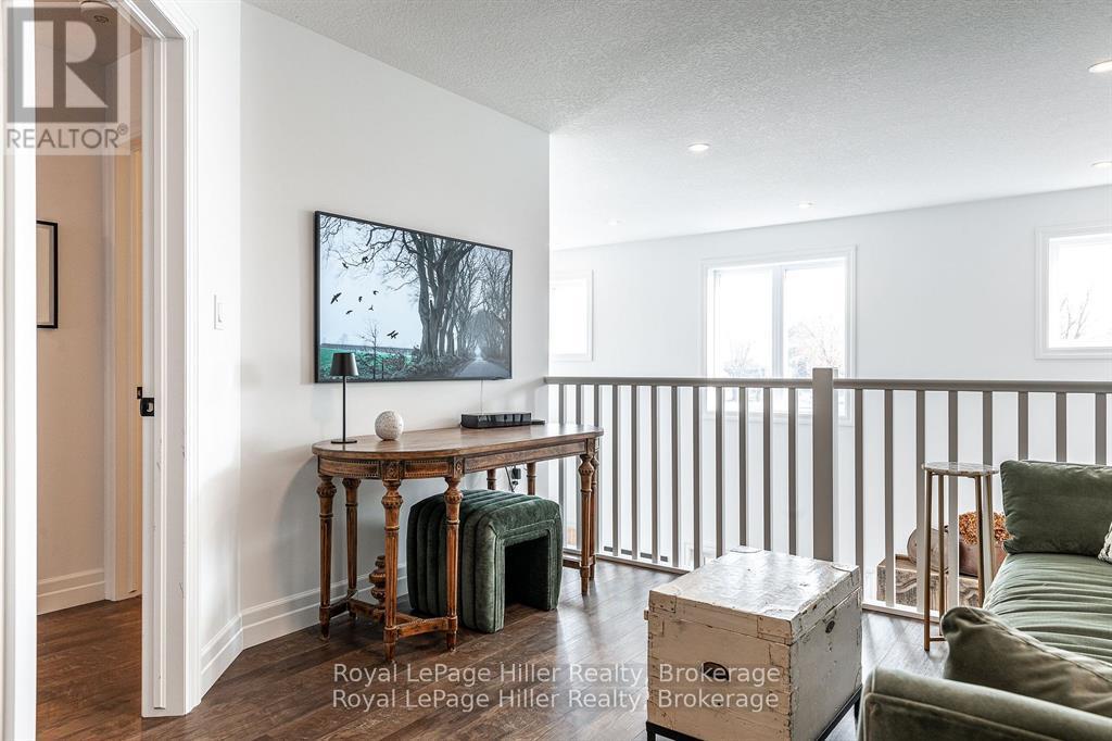 












7 - 3192 VIVIAN LINE 37 LINE

,
Stratford,




Ontario
N5A0J8

