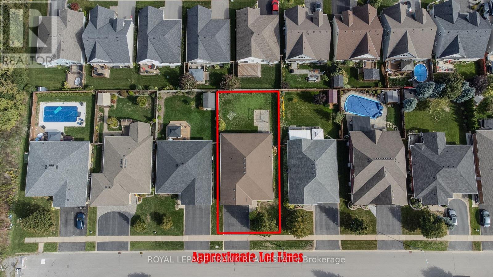 












15 SELENA STREET

,
Kawartha Lakes (Lindsay),




Ontario
K9V0B5

