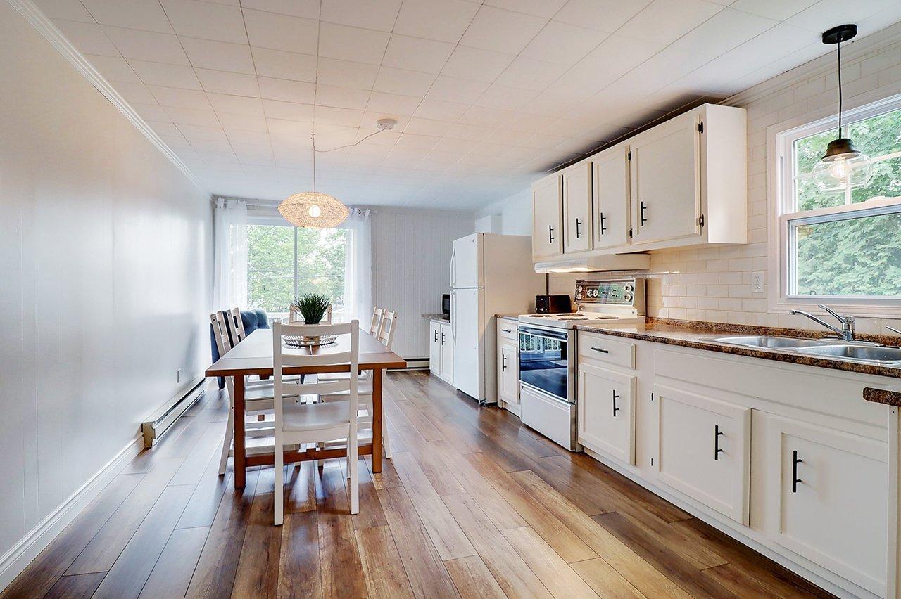 









473


Rue Bordeleau

,
Magog,




QC
J1X0M9

